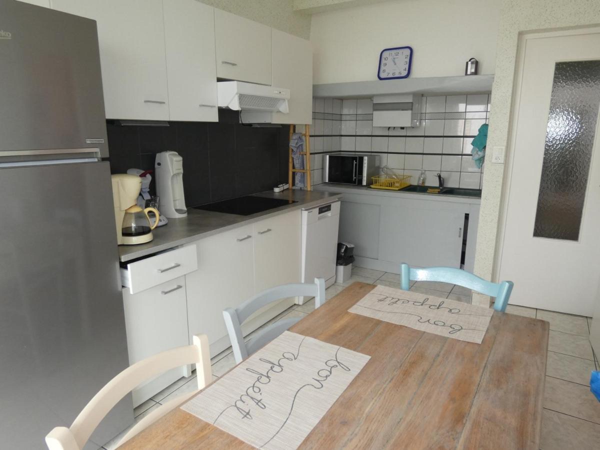 Appartement T3 Avec Terrasses Et Parking Prive En Centre-Ville De Royan, A 200M De La Plage - Fr-1-71-90 ภายนอก รูปภาพ