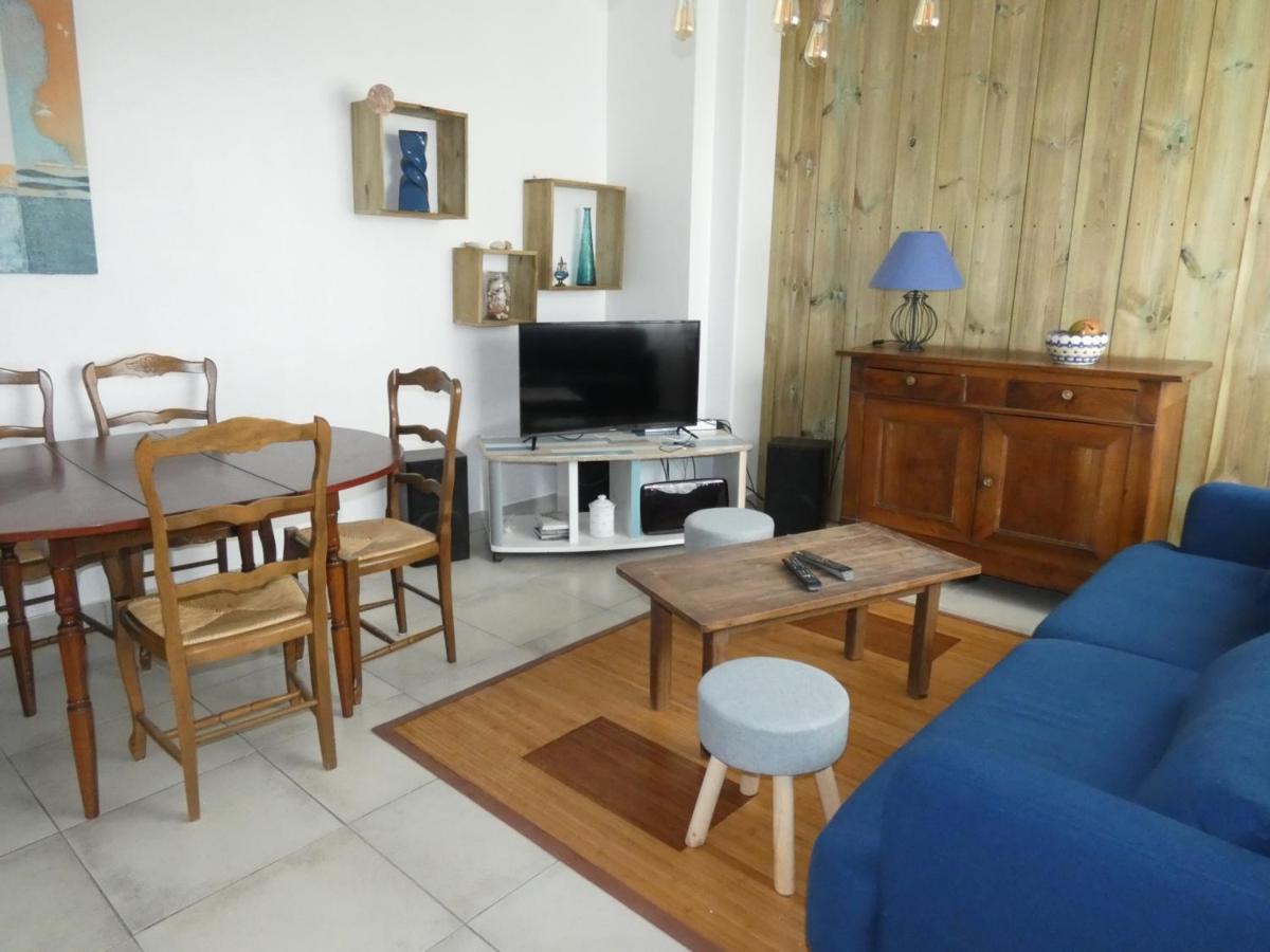 Appartement T3 Avec Terrasses Et Parking Prive En Centre-Ville De Royan, A 200M De La Plage - Fr-1-71-90 ภายนอก รูปภาพ